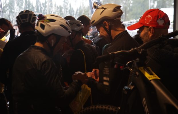 La digitalización en el ciclismo: lecciones de la Vuelta a España para la gestión deportiva